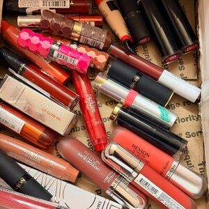 Lot of Revlon milani Lippies